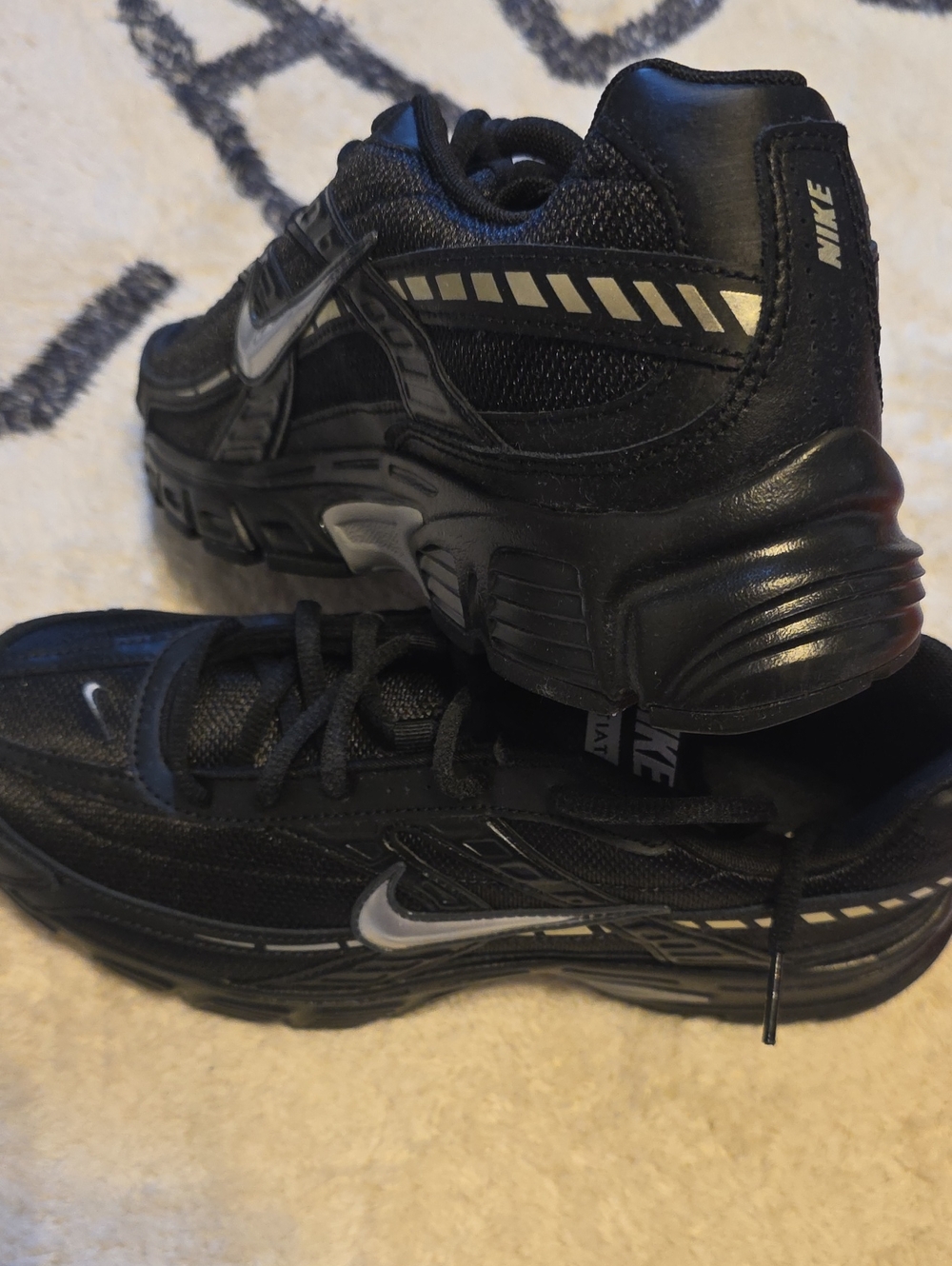 Nike Black INITIATOR